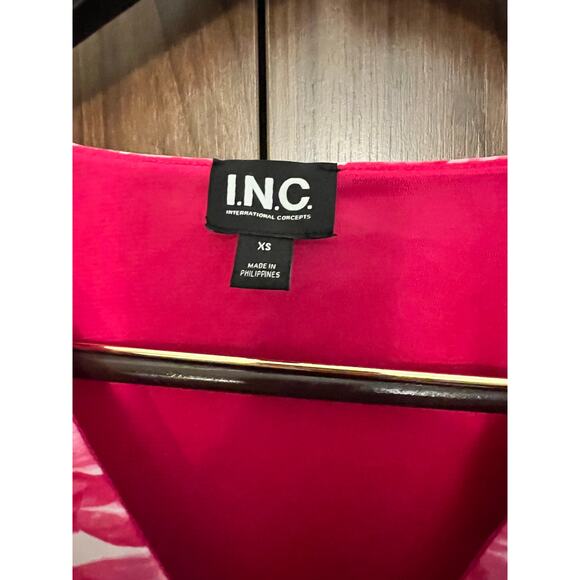 INC International Concepts Top XS NWT Pink Floral Wrap Tie Sleeveless Blouse - Picture 5 of 9